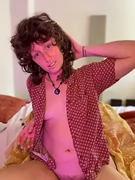 mossy_kiss Show in webcam