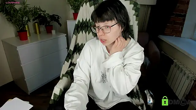 Melissa_Wells: онлайн-секс-чат