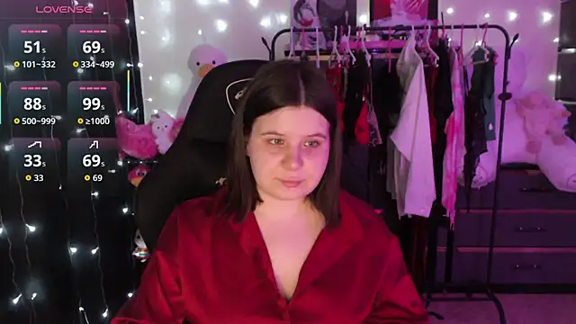 AmyVibess Chat XXX in diretta