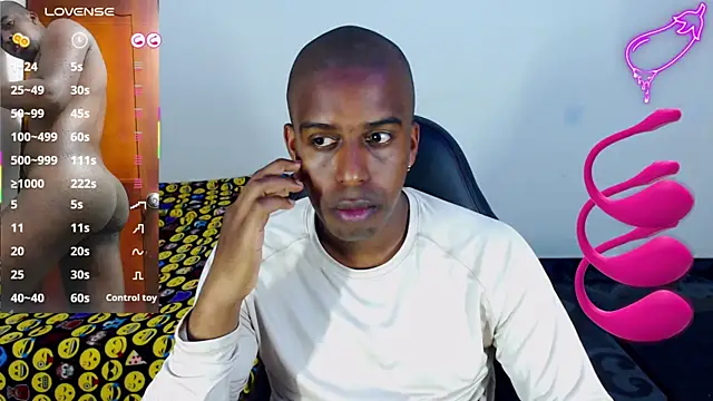 mrjhon26 Show in webcam