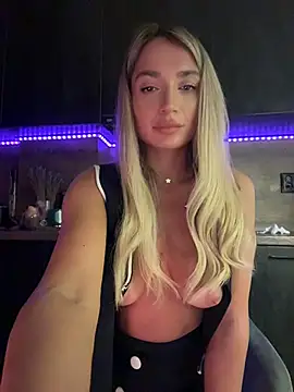 Ivy_Bae Adlı Modelin Web Kamerası Şovu