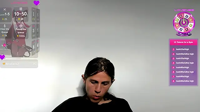 Petite-Goth: вебкам-шоу