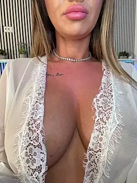 KirstieVegas – webcam-show