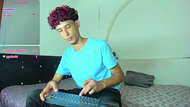 liammendoza98 Show Webcam