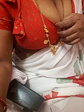 Tamil_Ammani – Live XXX-chat