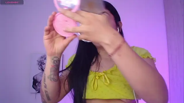 Živý XXX chat Millie_bobby
