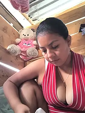 Tamaraxxx_hot 即時 XXX 聊天