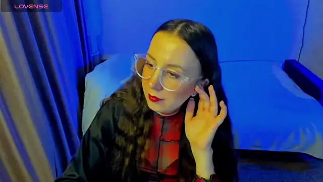 Živý XXX chat CurlySteph