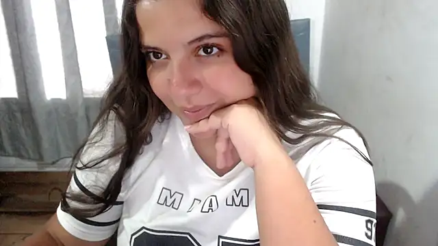 sarah_aguilar – Live XXX-chat