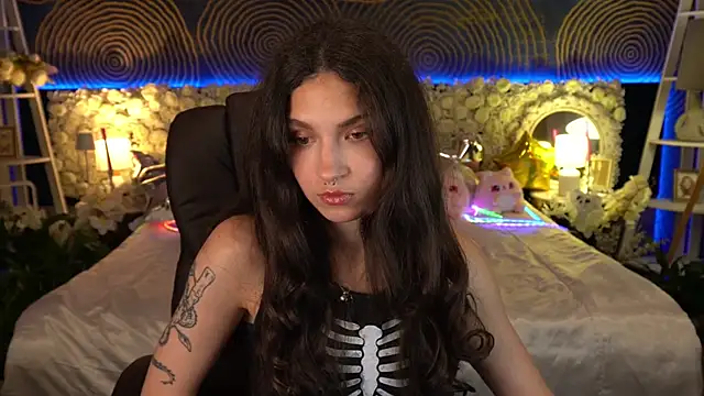 BabyFlowerr's Live XXX Chat