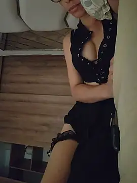 Онлайн чат XXX laurent369_