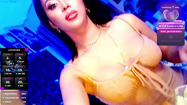 KYLIE_SHEMALE webcam show