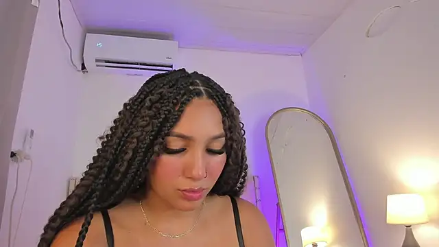 elzafuentes1's Live XXX Chat