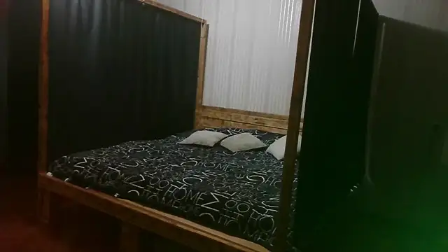 EthelsLover – Naživo XXX chat
