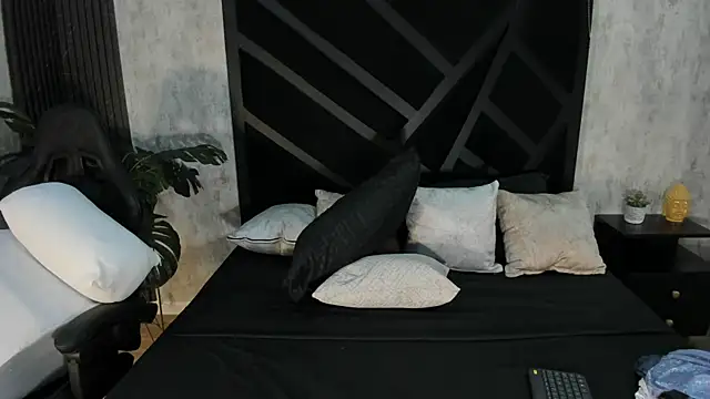 دردشة Hillary_myerss_ الجنسية المباشرة