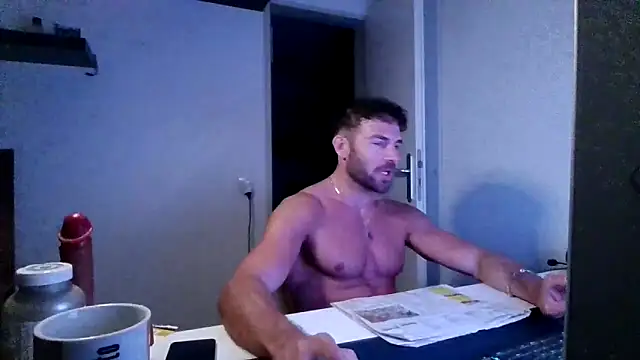 alpha-hunk Adlı Modelin Canlı XXX Sohbeti