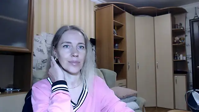 Javelinka: онлайн-секс-чат