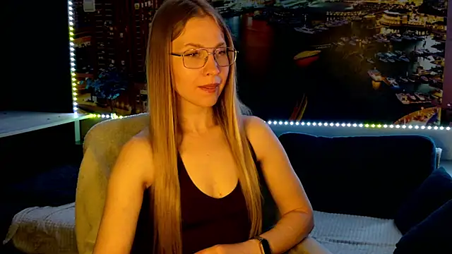 pusyavykusya's Live XXX Chat