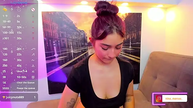Chat +18 de Nina-Mars ao vivo