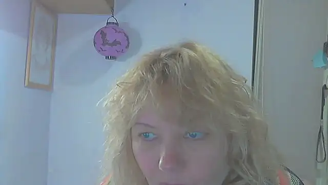 Chat +18 de Lusi-777 ao vivo