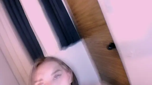 צ'אט XXX בשידור חי של cuntyslut_lexie