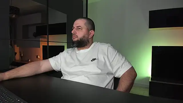 DravenPeak live XXX chat