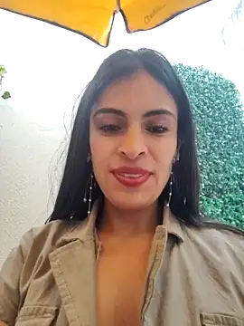 Astrid-- Live XXX-chat