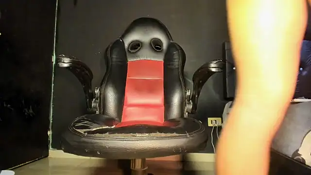FuckHardlove's Live XXX Chat