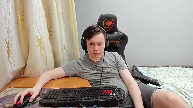 iliaskrislove's Live XXX Chat