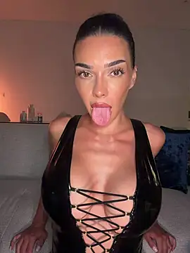 Show Webcam de krissiswrld-