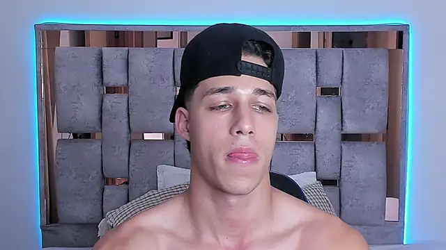 Онлайн чат XXX orionblaze69_