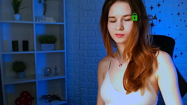 angie_foxy1 Adlı Modelin Canlı XXX Sohbeti