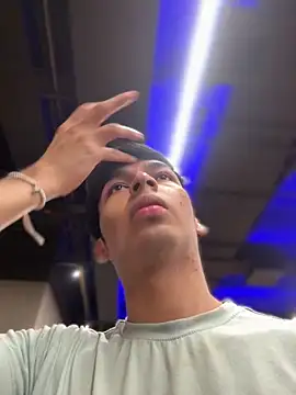 The_Conquer: απευθείας συνομιλία ΧΧΧ