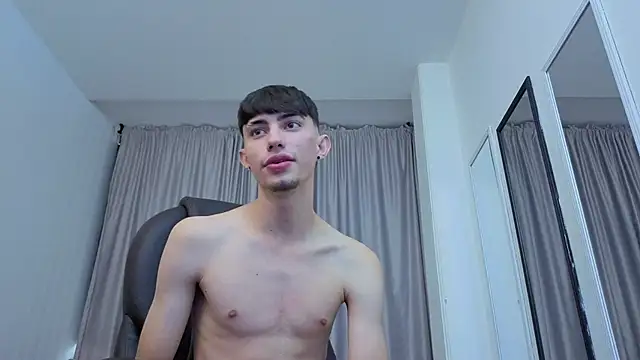 Caled_Saenz Webcam Show