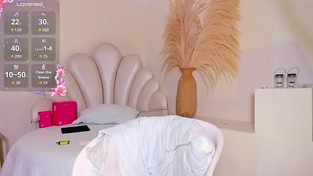 SelenaRogers Webcam show