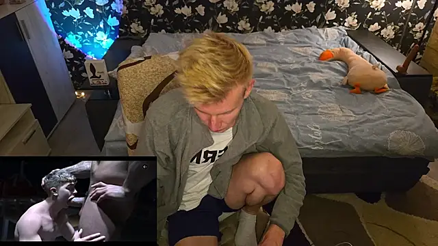 XXX chat uživo modela Vuitton