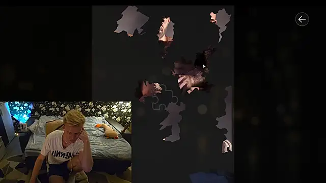 Vuitton Live XXX-chat