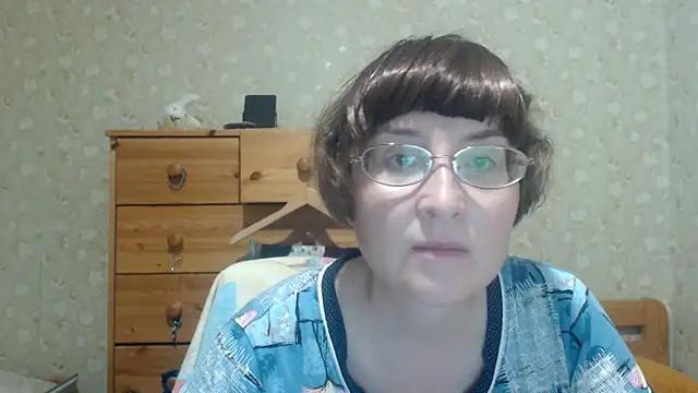 XXX chat uživo modela Smart_Rose