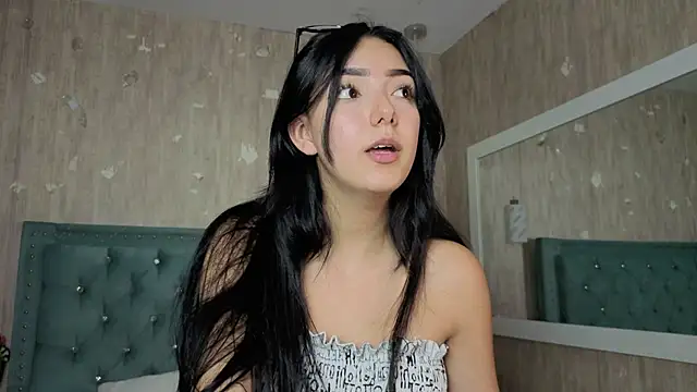 Marcelaa_fox লাইভ XXX চ্যাট