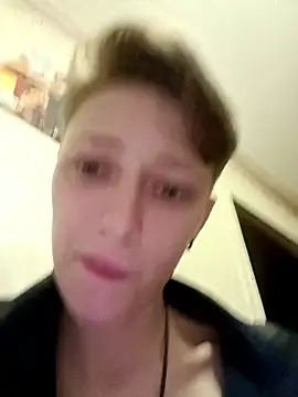 _LindaMiller_'s Live XXX Chat