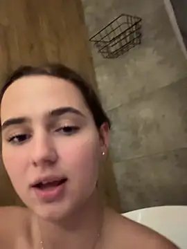 emma77_ 现场XXX聊天