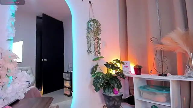 Chat XXX Live NahomyVega