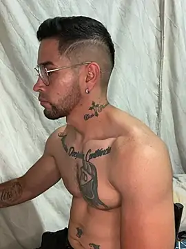 Show webcam de Sexmuscle17