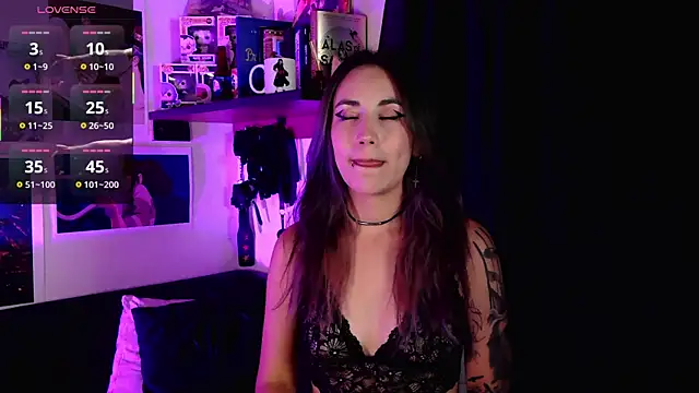 BLACKTSUKI7_ Chat XXX in diretta