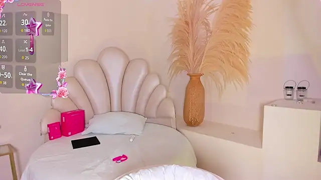 SelenaRogers Webcam Show