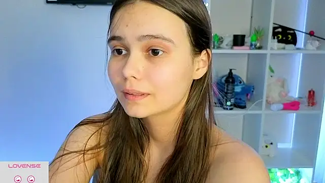 Chat soba uživo modela your_casual_vibes