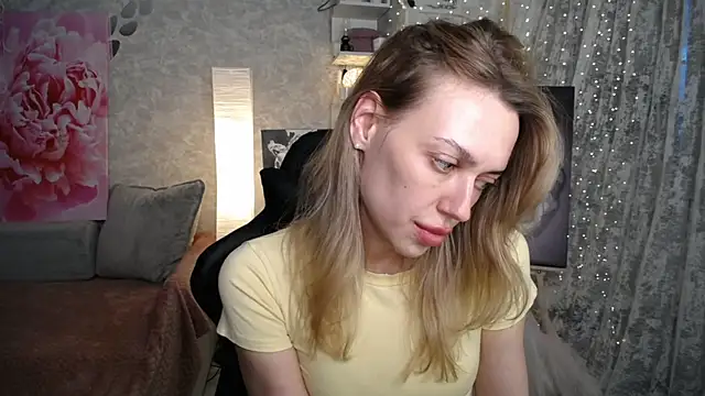 Онлайн чат XXX NickyAdamidi