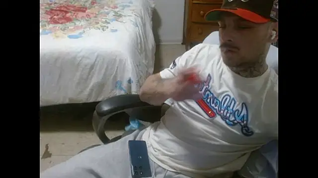 XXX chat uživo modela DADDY_KANE8---