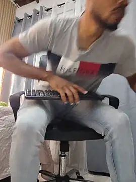 Oliver_bigblack_cock Obrolan Langsung XXX