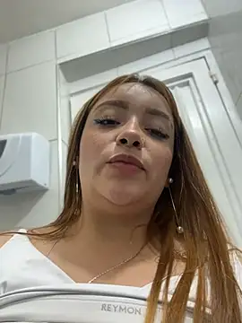 Tatiana_O Pertunjukan Webcam